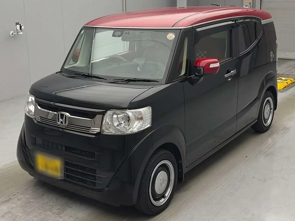 Honda N-Box Slash JF1 2018